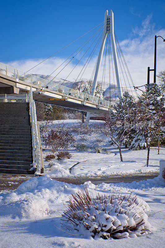 George S. Eccles Bridge，犹他大学